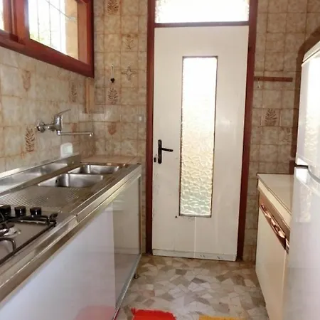 Three-bedroom With Garden, Parking And Ac * Bibione